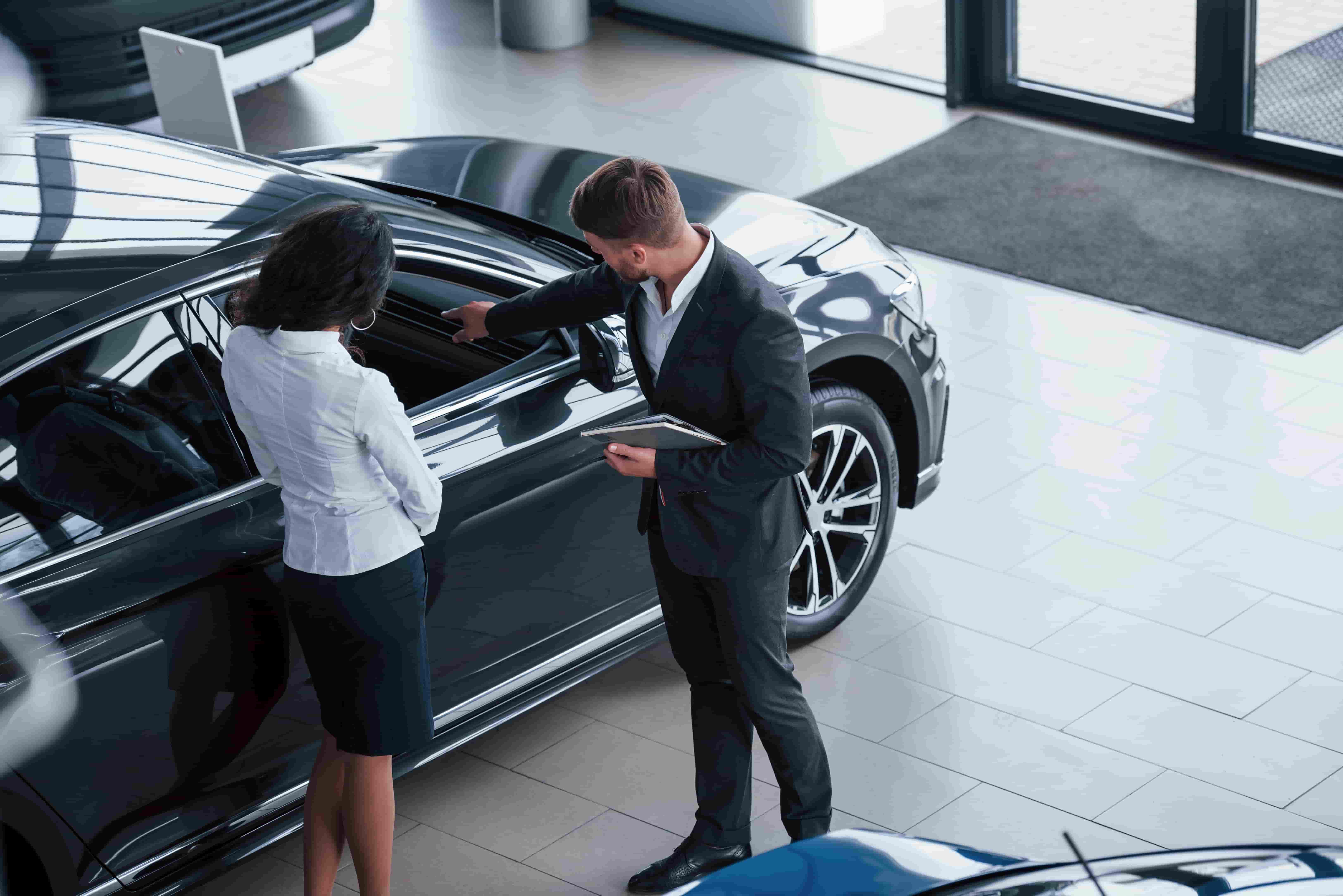 Explorand viitorul cu Masini electrice prin serviciile de Inchirieri Auto Cluj
